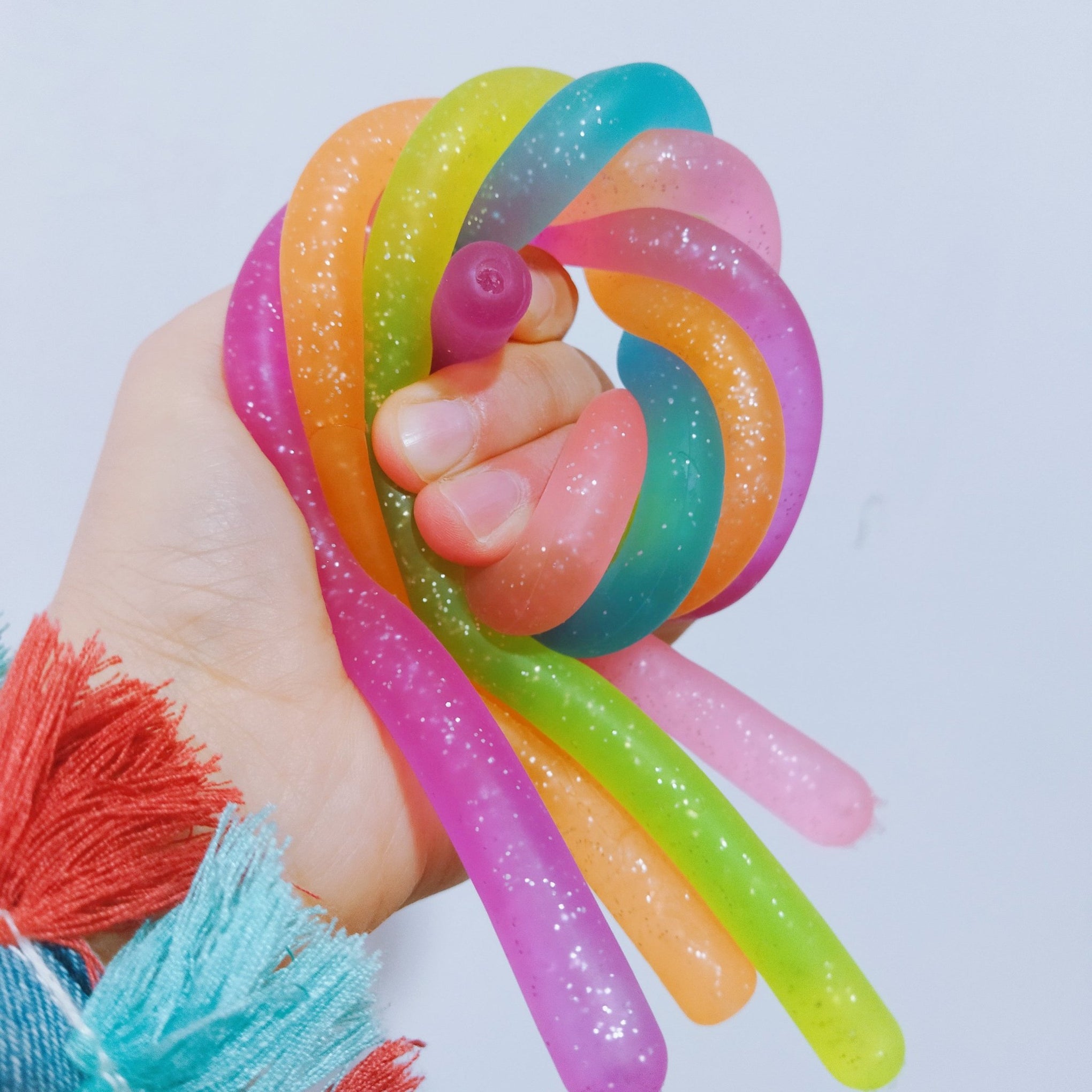 Glitter Monkey Noodles – Sensory Zone